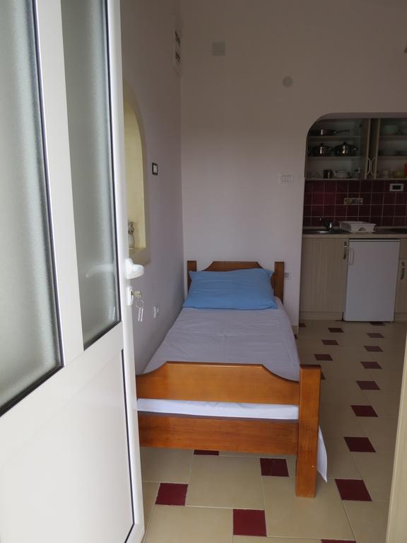 סוטומורה Apartments Volaric מראה חיצוני תמונה