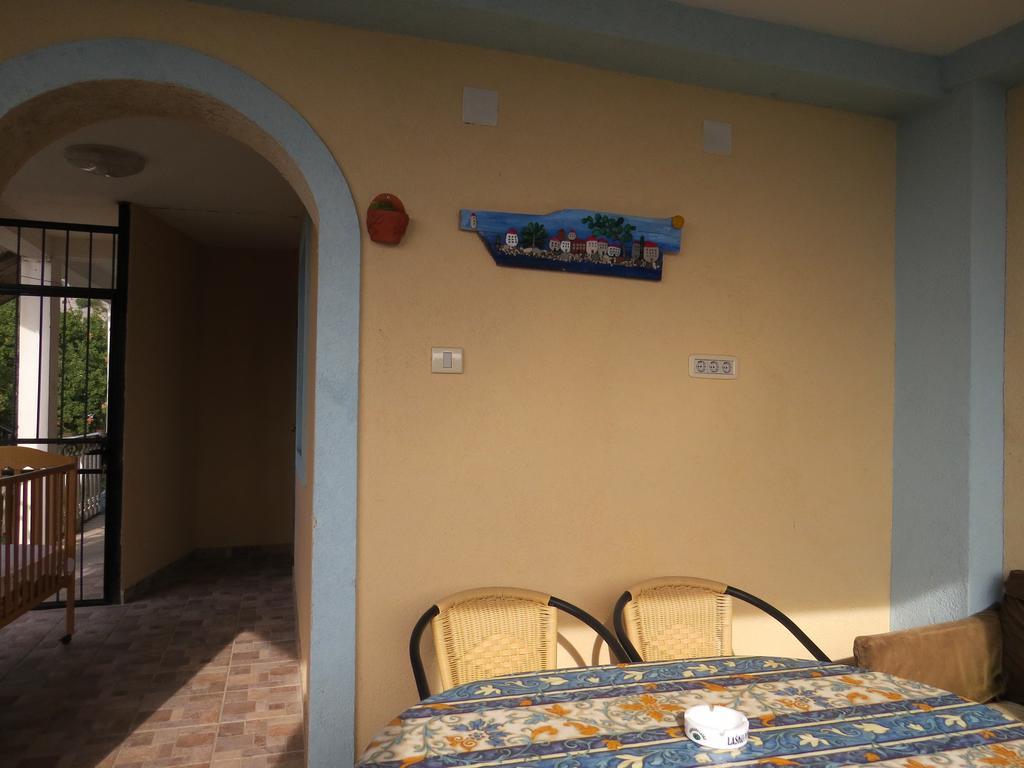 סוטומורה Apartments Volaric מראה חיצוני תמונה